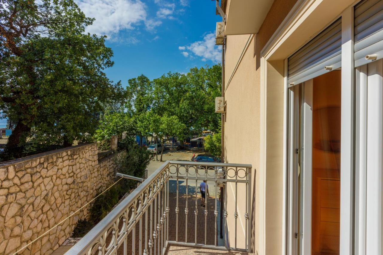 Amfora Apartments Crikvenica Exterior photo