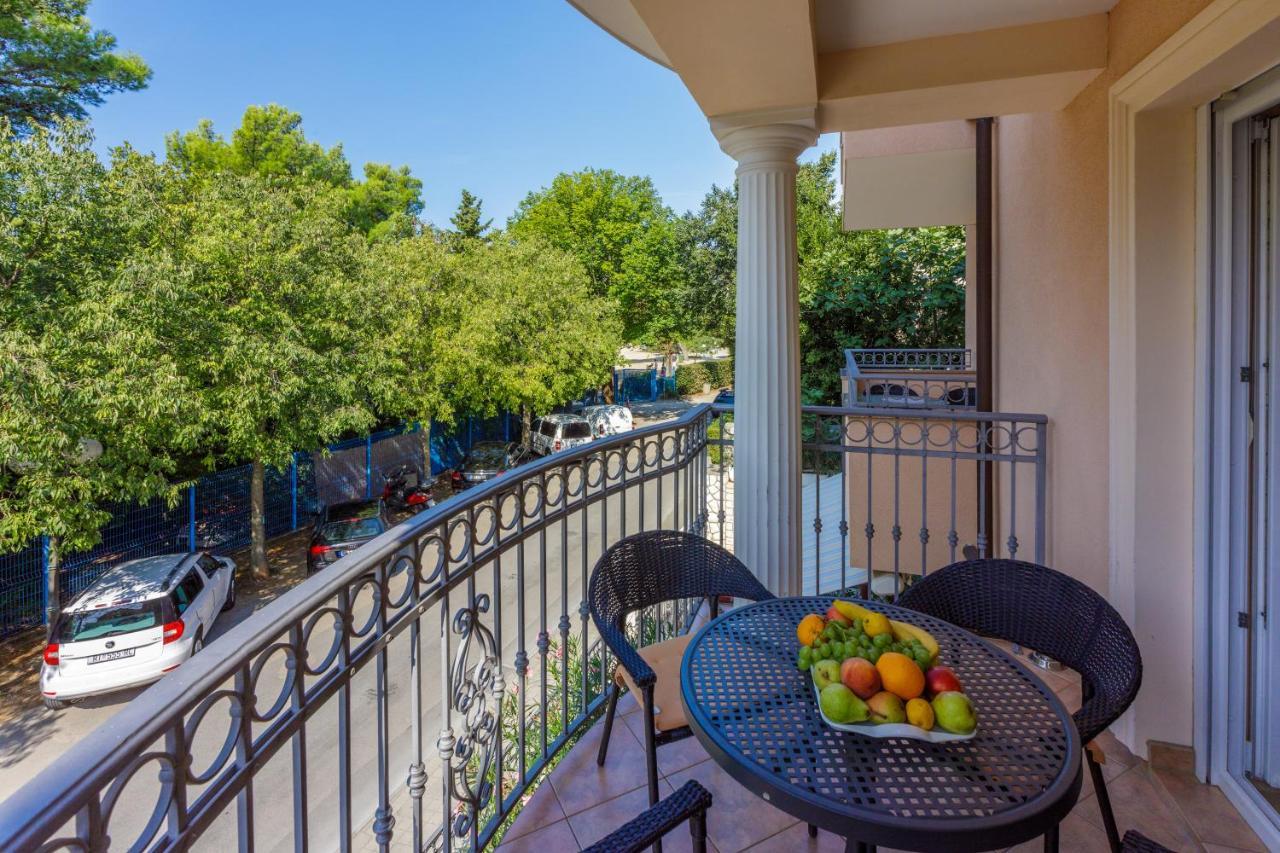 Amfora Apartments Crikvenica Exterior photo