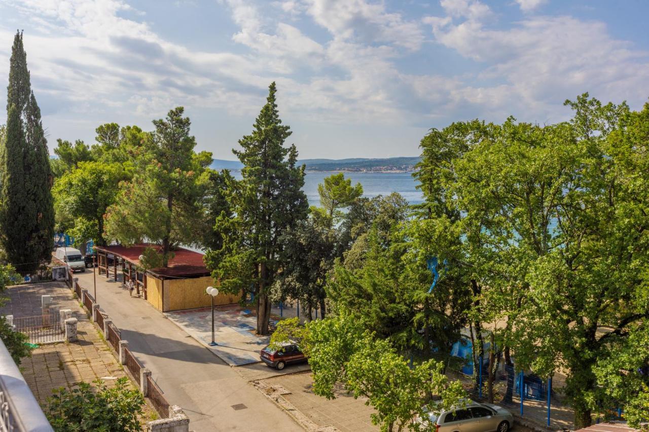 Amfora Apartments Crikvenica Exterior photo